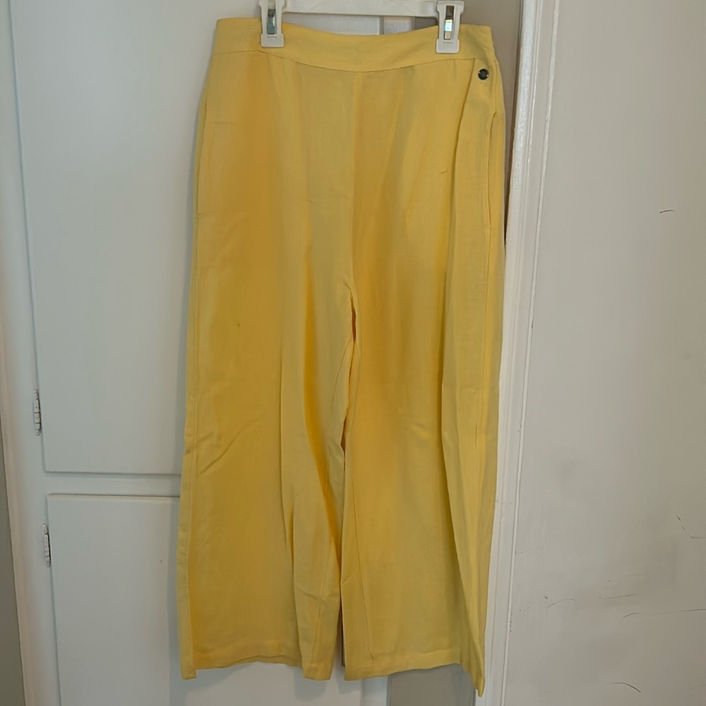 Roxy cover up pant size medium in yellow